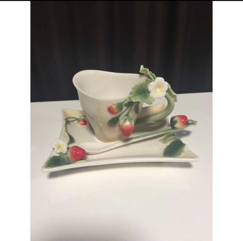 Cucchiaio tazza piattino - tazza, e
